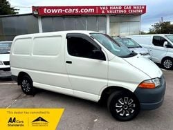 White Used 2001 Toyota HiAce MPV | £3,499 (Good price)