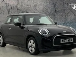 Black Used 2022 Mini Cooper Classic Hatchback | £15,590 (Good price)