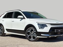 New 2024 Kia Niro 3 SUV | £31,495 (Expensive)