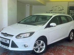 White Used 2012 Ford Focus Zetec Estate | £2,490 (Fair price)