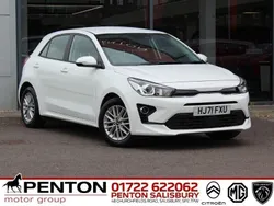 White Used 2022 Kia Rio 2 Hatchback | £12,490 (Fair price)