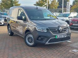 Oyster grey Used 2023 Renault Kangoo | £13,000