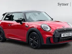 Red Used 2022 Mini Cooper Hatch Hatchback | £17,500 (Fair price)
