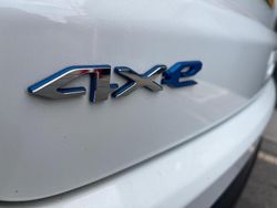White Used 2024 Jeep Compass Limited SUV | £21,918 (Fair price)