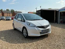 White Used 2014 Honda Jazz ES Hatchback | £5,995 (Fair price)