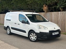White Used 2012 Peugeot Partner Van | £2,995 (Fair price)