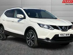 Used 2016 Nissan Qashqai Tekna SUV | £9,495 (Fair price)