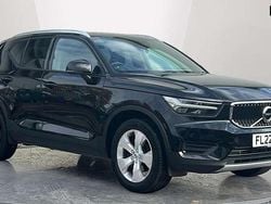 Black Used 2022 Volvo XC40 Momentum SUV | £20,671 (Fair price)