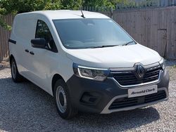 Solid mineral white New 2025 Renault Kangoo MPV | £17,495 (Fair price)