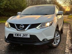 White Used 2014 Nissan Qashqai Acenta SUV | £5,975 (Good price)