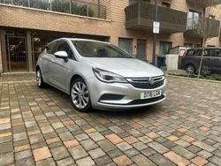 Silver Used 2016 Vauxhall Astra Design Edition Hatchback | £4,495 (Super price)