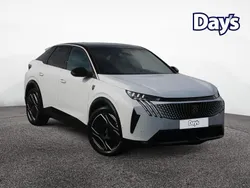 White Used 2024 Peugeot e-3008 GT SUV | £37,999 (Fair price)