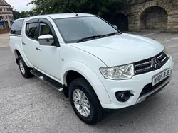 White Used 2014 Mitsubishi L200 Pickup | £10,450 (Fair price)