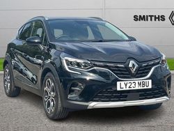 Boston blue/diamond black Used 2023 Renault Captur Techno SUV | £17,890 (Fair price)