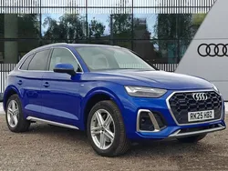 Blue Used 2025 Audi Q5 S-Line SUV | £41,490 (Fair price)