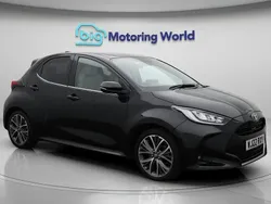 Black Used 2022 Toyota Yaris Hybrid Hatchback | £16,200 (Fair price)