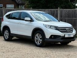 White Used 2014 Honda CR-V SE SUV | £8,560 (Fair price)