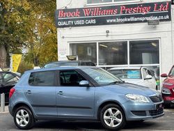 Grey Used 2011 Skoda Fabia SE Hatchback | £2,499 (Fair price)