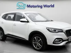 White Used 2022 MG HS Exclusive SUV | £14,700 (Fair price)