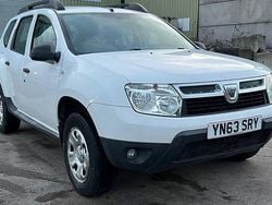 White Used 2013 Dacia Duster Ambiance SUV | £2,500 (Fair price)