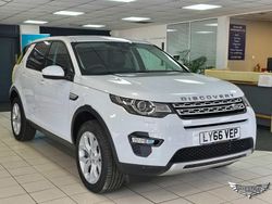 White Used 2016 Land Rover Discovery Sport HSE SUV | £10,795 (Fair price)