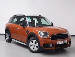 Brown Used 2019 Mini Cooper Countryman Classic SUV | £16,798 (Good price)