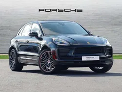 Black Used 2023 Porsche Macan SUV | £58,990 (Fair price)