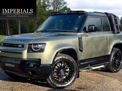 Used 2023 Land Rover Defender SE Dynamic Hatchback | £52,948 (Fair price)