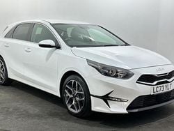 White Used 2023 Kia Ceed Hatchback | £14,872 (Good price)