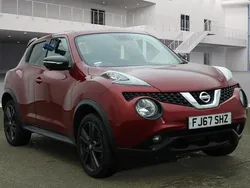 Red Used 2017 Nissan Juke N-Connecta SUV | £6,295 (Fair price)