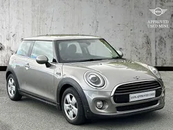 Silver Used 2018 Mini Cooper Hatch Hatchback | £10,123 (Good price)