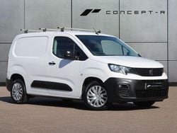 White Used 2020 Peugeot Partner MPV | £6,240 (Good price)