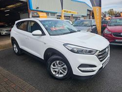 White Used 2016 Hyundai Tucson SUV | £7,495 (Fair price)