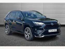 Black Used 2024 Toyota RAV4 Hybrid Design SUV | £32,499 (Good price)