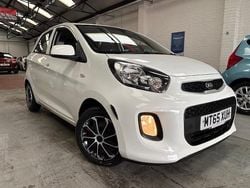 White Used 2015 Kia Picanto 2 Hatchback | £4,290 (Fair price)