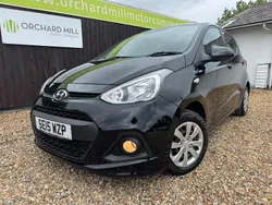 Black Used 2015 Hyundai i10 SE Hatchback | £5,695 (Fair price)