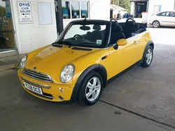Mellow yellow Used 2008 Mini Cooper Cabriolet Cabriolet | £2,250 (Fair price)