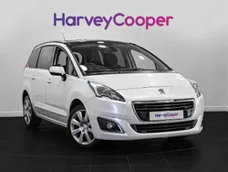 White Used 2017 Peugeot 5008 Allure MPV | £7,950 (Super price)