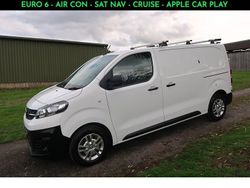 White Used 2021 Vauxhall Vivaro S Van | £11,490 (Super price)