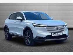 White Used 2024 Honda HR-V Advance SUV | £22,995 (Fair price)