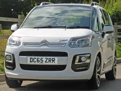 White Used 2015 Citroën C3 Picasso SELECTION MPV | £7,995 (Expensive)