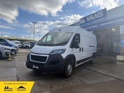 White Used 2022 Peugeot Boxer Van | £14,369 (Fair price)