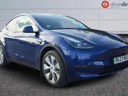 Metallic deep blue Used 2023 Tesla Model Y Long Range AWD SUV | £25,000 (A bit pricey)