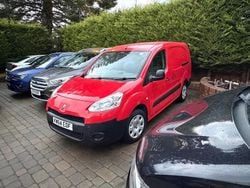 Red Used 2015 Peugeot Partner S MPV | £4,290 (Super price)