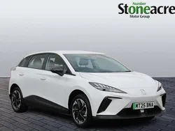 White New 2025 MG MG4 EV SE Hatchback | £17,406 (Super price)