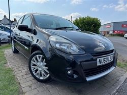 Black Used 2010 Renault Clio II Dynamique Hatchback | £1,489 (Fair price)