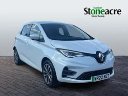 White Used 2022 Renault Rapid GT-Line Hatchback | £10,790 (Good price)