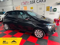 Black Used 2015 Renault Zoe Dynamique Hatchback | £4,490 (A bit pricey)
