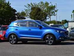 Battersea blue Used 2019 MG ZS Exclusive Hatchback | £8,675 (Fair price)
