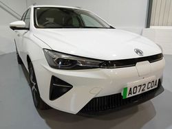 White Used 2022 MG MG5 EV Trophy Estate | £18,195 (Expensive)